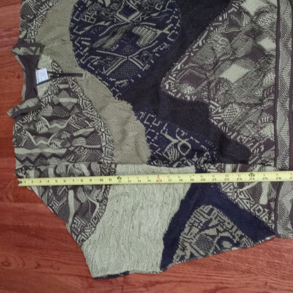 COOGI multi color green sweater - Picture 7 of 8